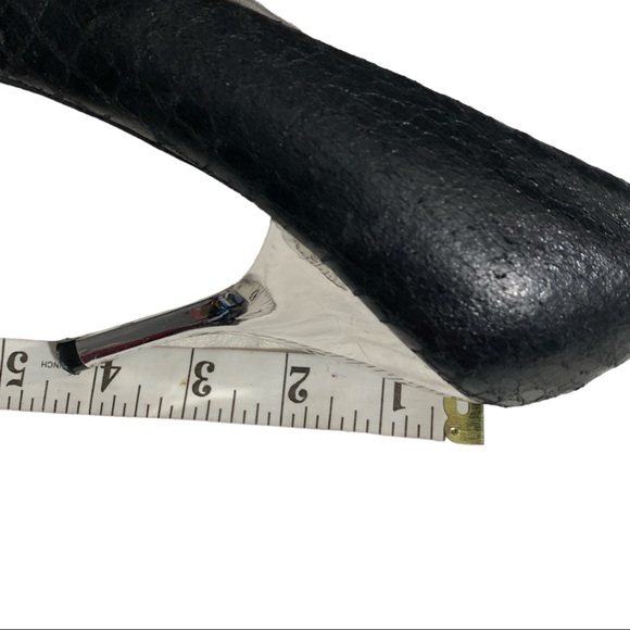 Gorgeous Delicious Black and Silver Front and Heel Size 9 - Picture 8 of 9